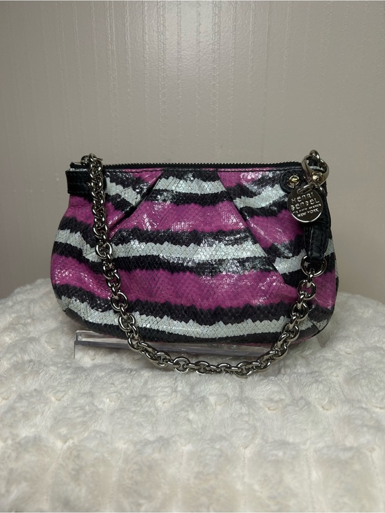 henri bendel Handbags - henri bendel Pink Black White Snake skin print Mini Silver Chain Shoulder Bag